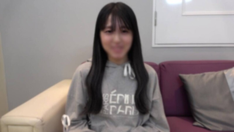 FC2-PPV-4692690 [First time shooting] She's good at seducing older men. She pours a lot of semen into her sensitive body.